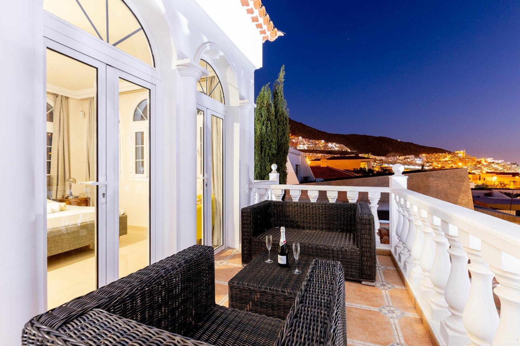 Villa Ocean Palm, Heated Pool! Costa Adeje  Buitenkant foto